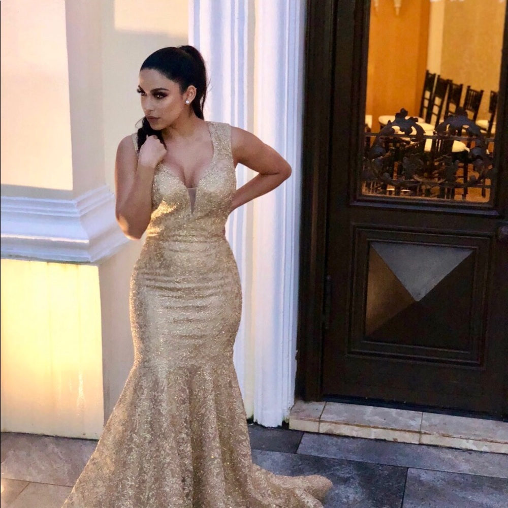 Formal dress
